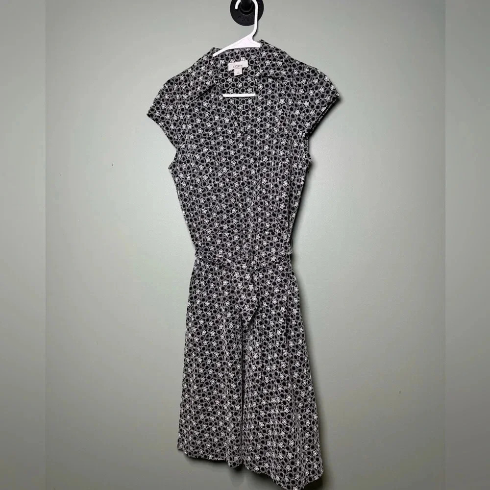 LOFT Women’s Printed Knee Length Dress‎ Black/White Embroidered Size 8